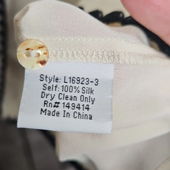 Johnny Was Jade Cream Silk Embroidered Blouse Small - Picture 5 of 5